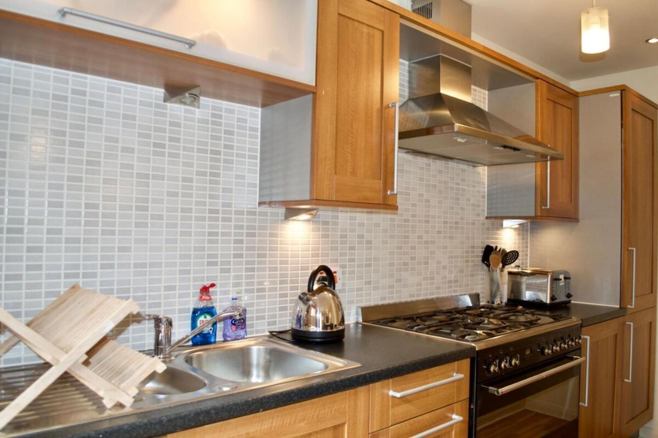 Modern 2 Bedroom City Centre Flat Edinburgh Kültér fotó